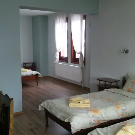 Ilinden Πανσιόν